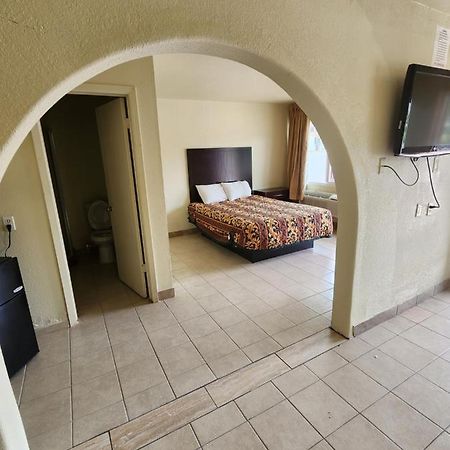Hometown Inn And Suites Mesquite Ngoại thất bức ảnh